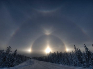 Comets and Hopi Prophecy Halos around the sun